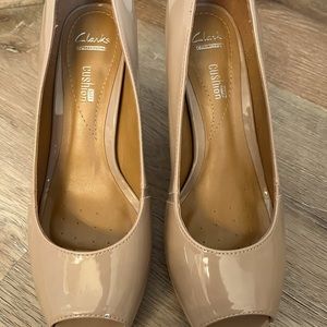 Clarks Pumps